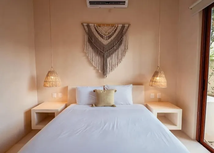Private 9br Luxury Compound With Private Plunge Pools Holiday home