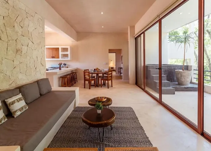 Private 9br Luxury Compound With Private Plunge Pools Holiday home